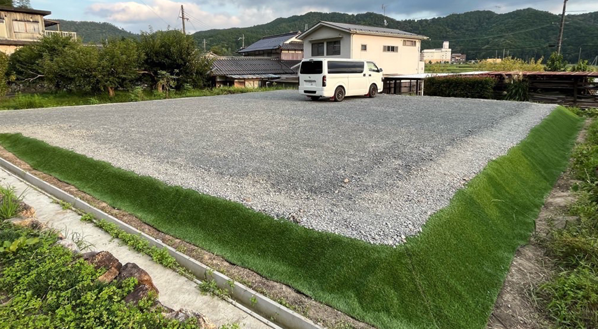 駐車場の人工芝施工事例
